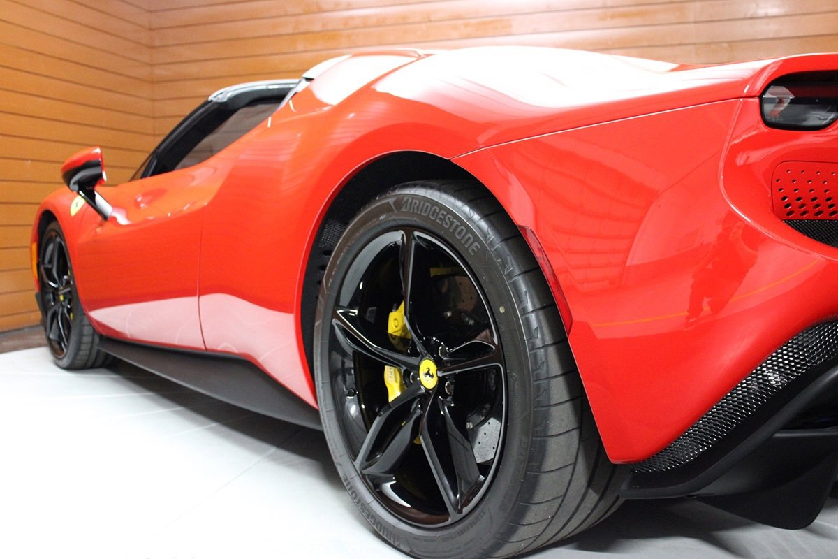 Used 2025 Ferrari 296 GTS image 53
