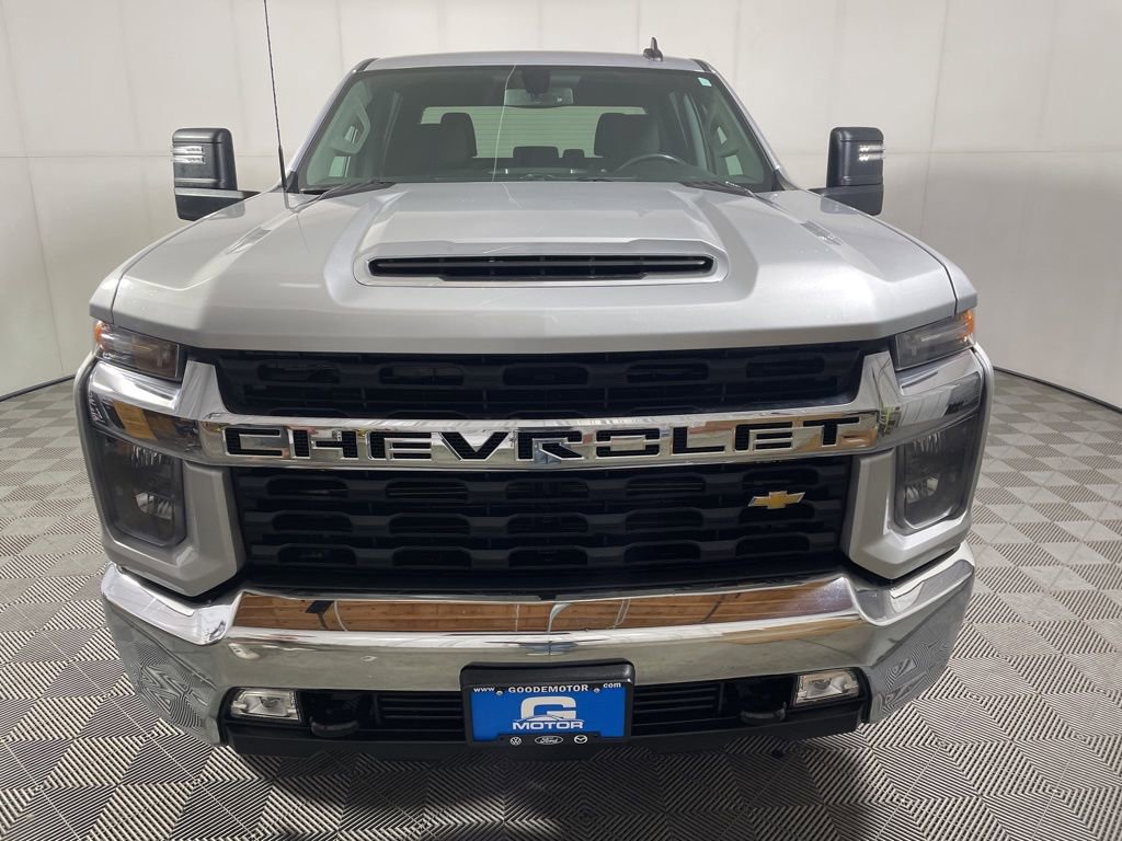 Used 2022 Chevrolet Silverado 2500 LT w/ Convenience Package AWD/4WD image 3