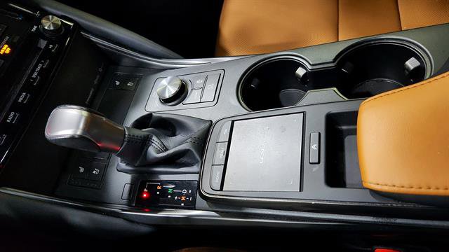 Used 2023 Lexus IS 300 w/ Comfort Package image 17