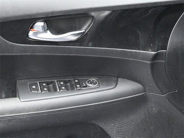 Used 2024 Kia Forte GT-Line image 12