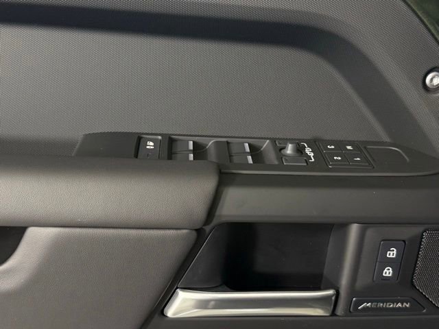 New 2026 Land Rover Defender 110 S AWD/4WD image 8