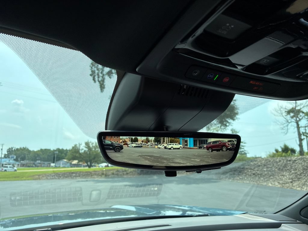 New 2026 GMC Yukon Denali Ultimate AWD/4WD image 18