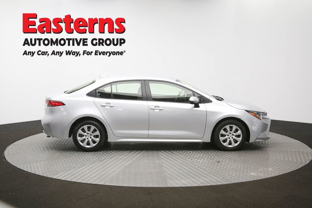 Used 2022 Toyota Corolla LE FWD image 44