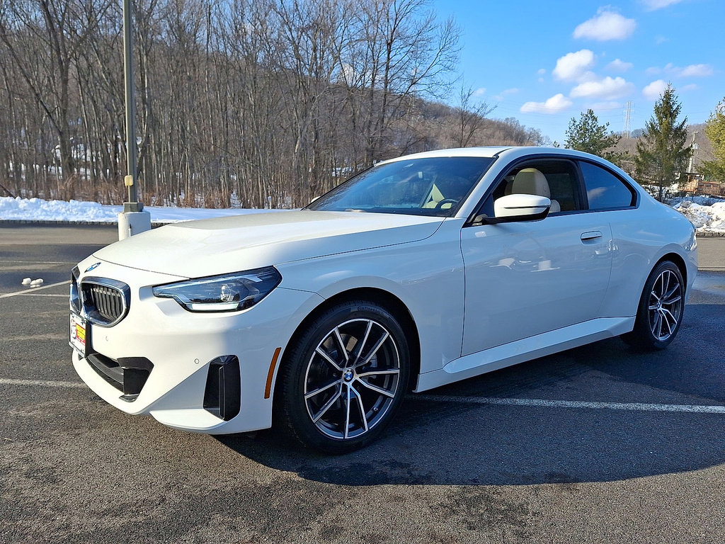 Used 2024 BMW 230i xDrive Coupe w/ Convenience Package image 10