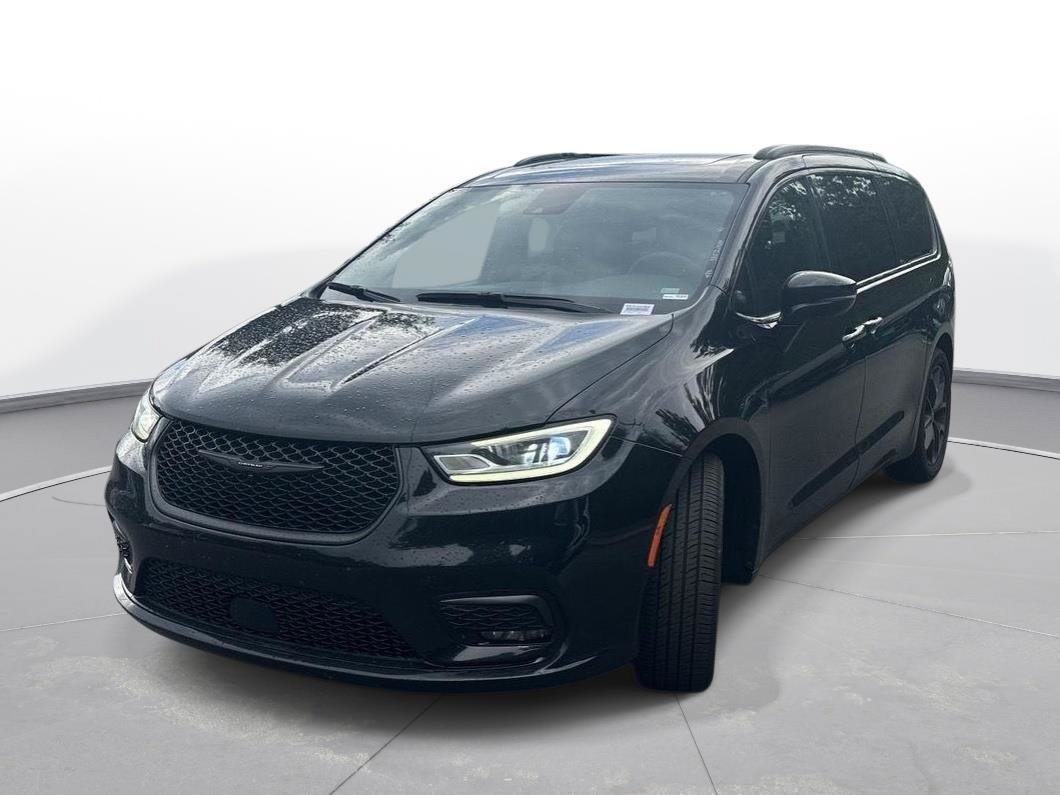 Used 2025 Chrysler Pacifica Limited FWD video 2