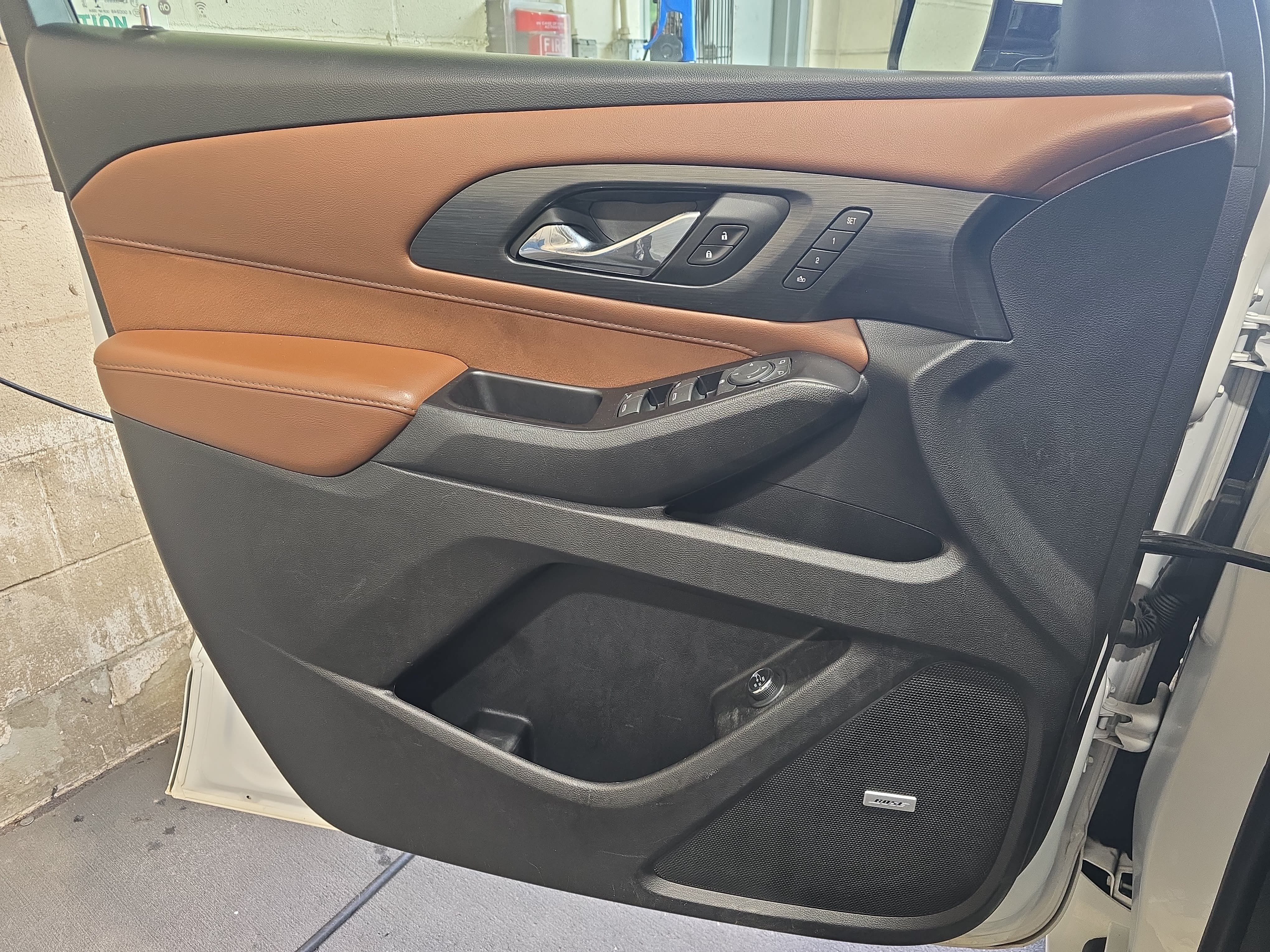 Used 2020 Chevrolet Traverse High Country AWD/4WD image 27