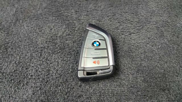 Used 2023 BMW X6 xDrive40i w/ Executive Package image 61