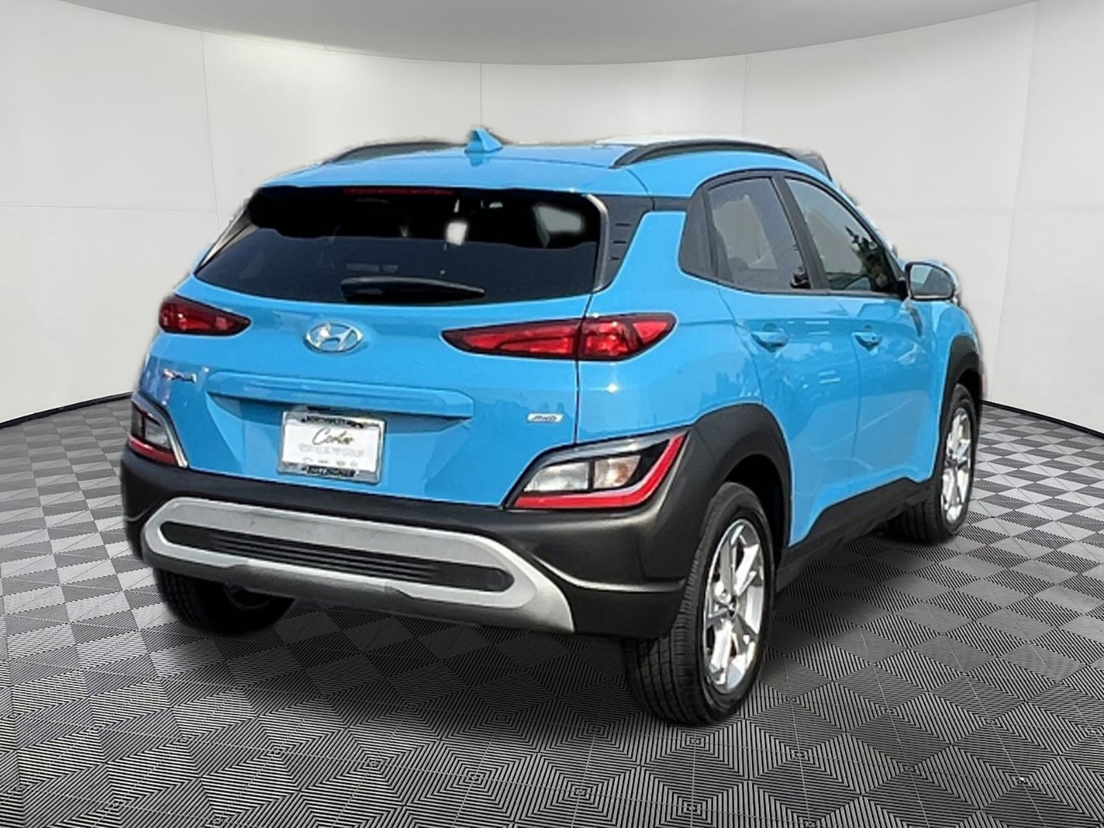 Used 2023 Hyundai Kona SEL image 6