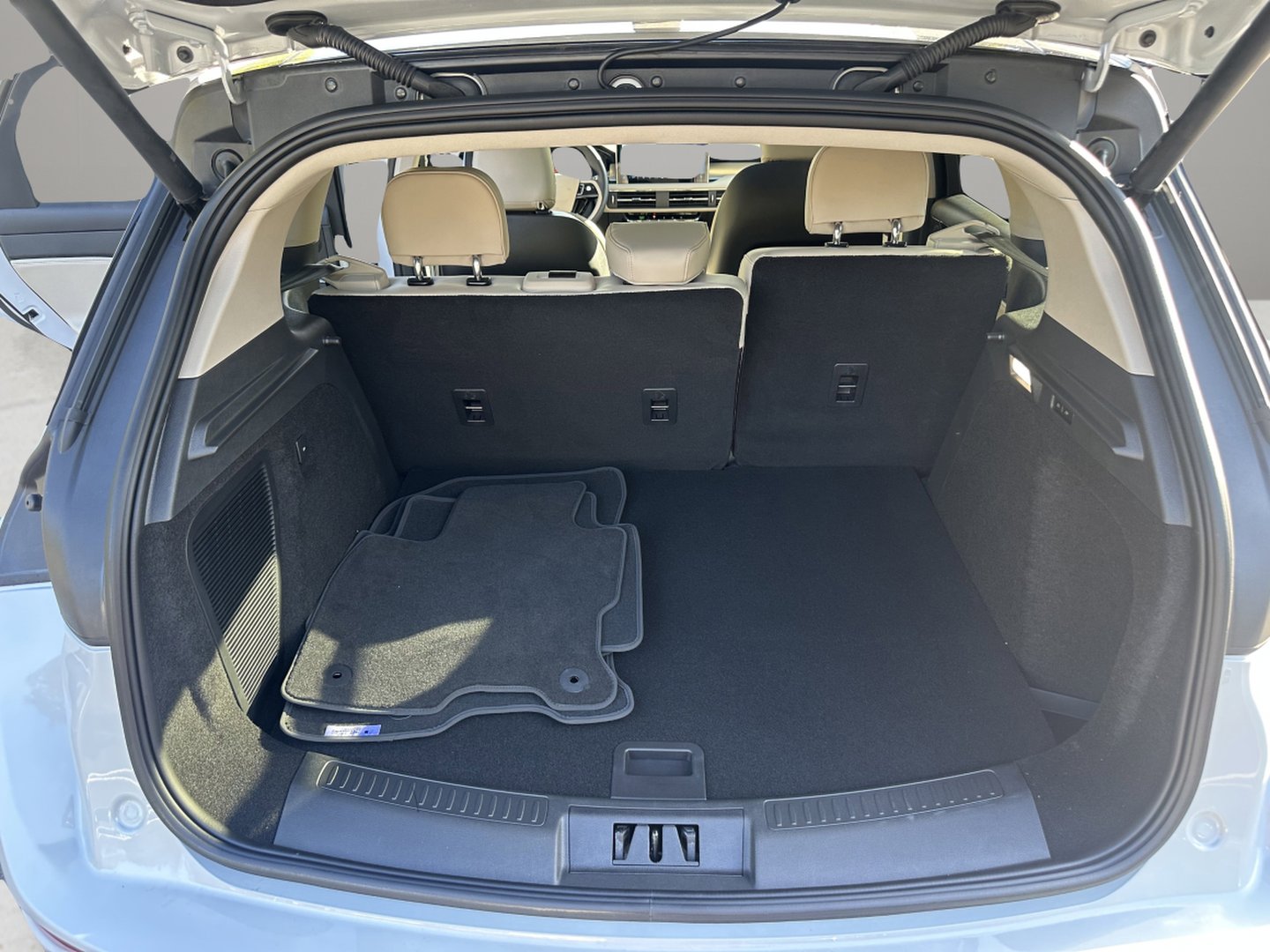 New 2026 Lincoln Corsair Premiere image 10