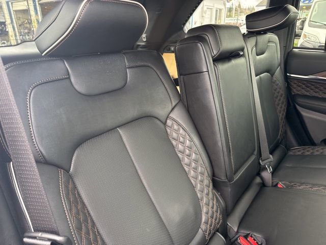 Used 2022 Jeep Grand Cherokee Summit w/ Advanced Protech Group IV image 18