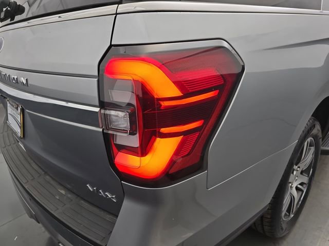 Used 2024 Ford Expedition Max Limited image 19