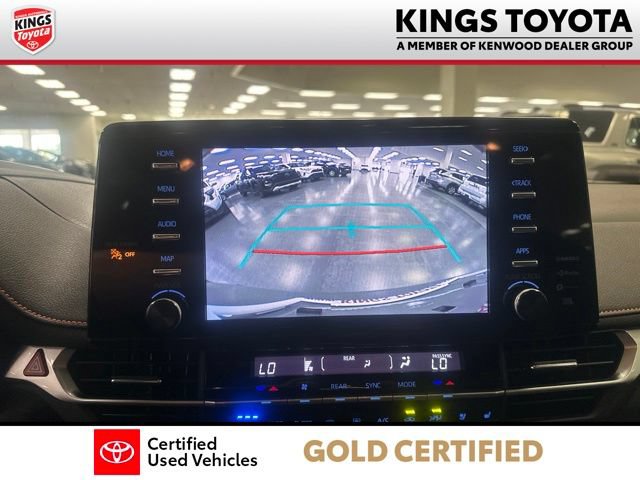 Certified 2024 Toyota Sienna XSE w/ XSE Premium Package FWD image 17