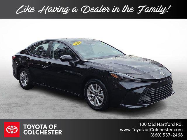 Certified 2025 Toyota Camry LE image 1