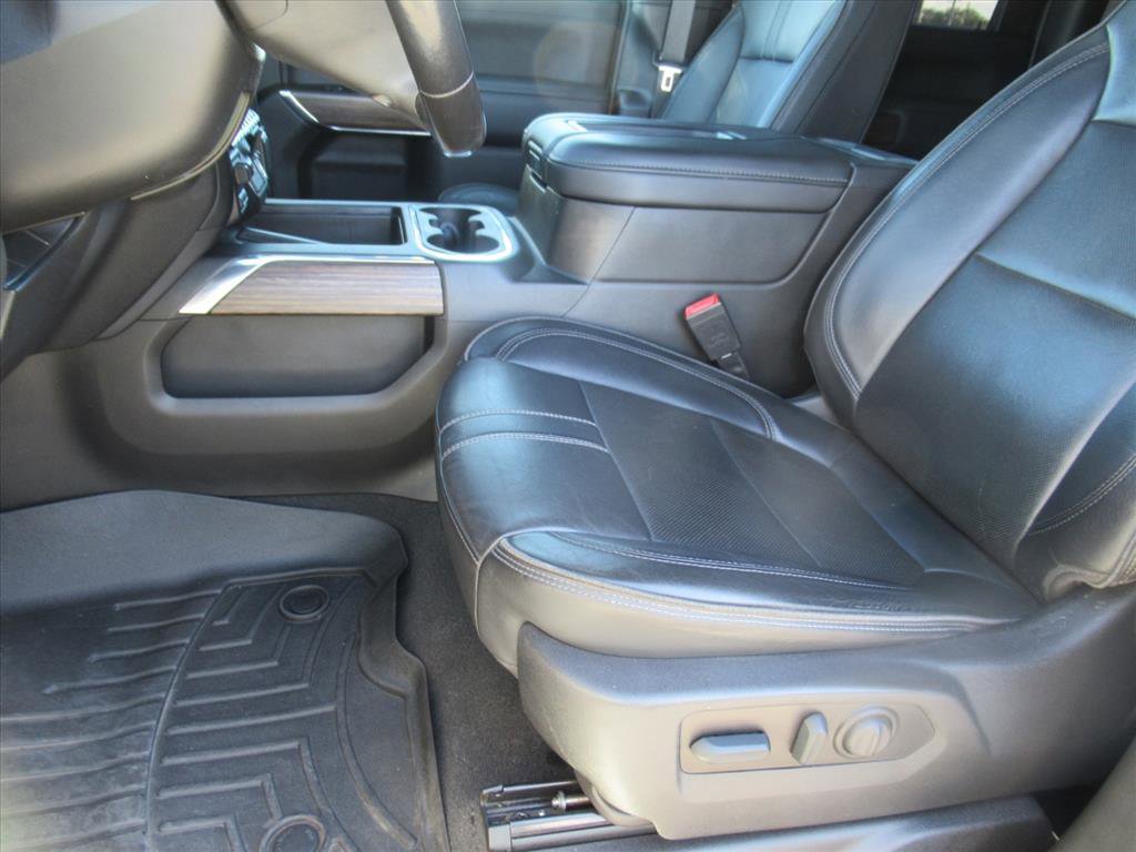 Used 2022 Chevrolet Silverado 2500 High Country w/ Technology Package image 17