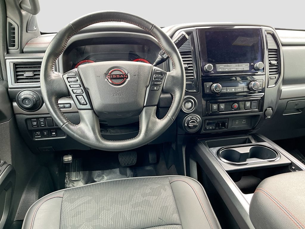 Used 2023 Nissan Titan PRO-4X AWD/4WD image 22