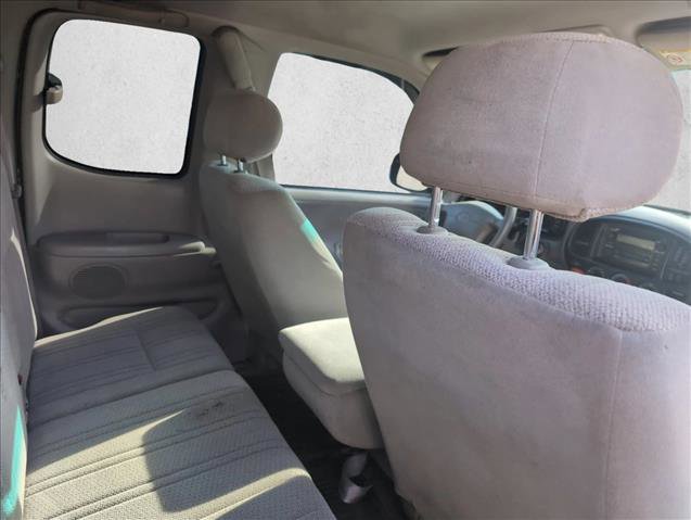 Used 2000 Toyota Tundra SR5 w/ Convenience Pkg image 16