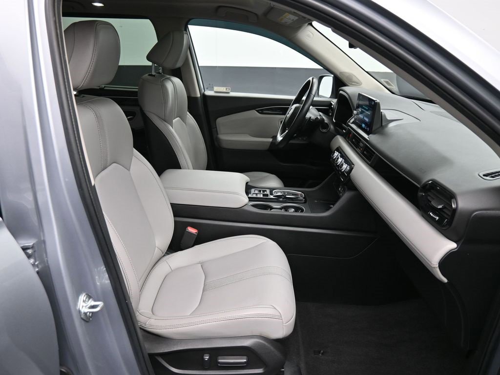 Used 2023 Honda Pilot Touring image 27