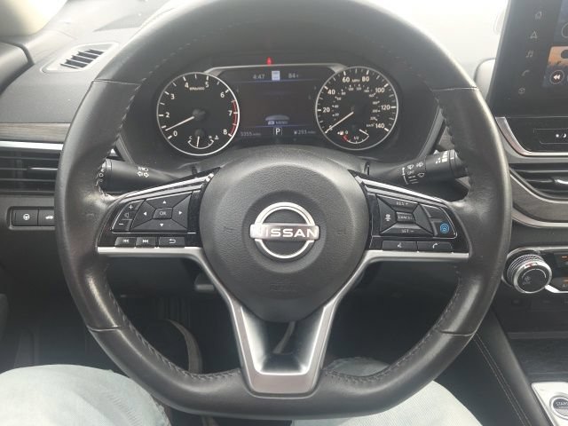 Used 2024 Nissan Altima 2.5 SV w/ SV Premium Package FWD image 31