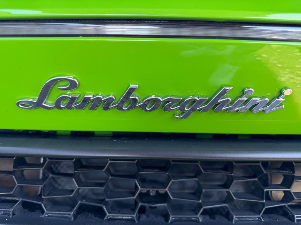 Used 2017 Lamborghini Huracan LP 610-4 image 6