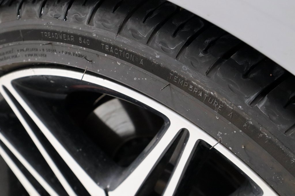 Used 2023 Kia Stinger GT2 image 22