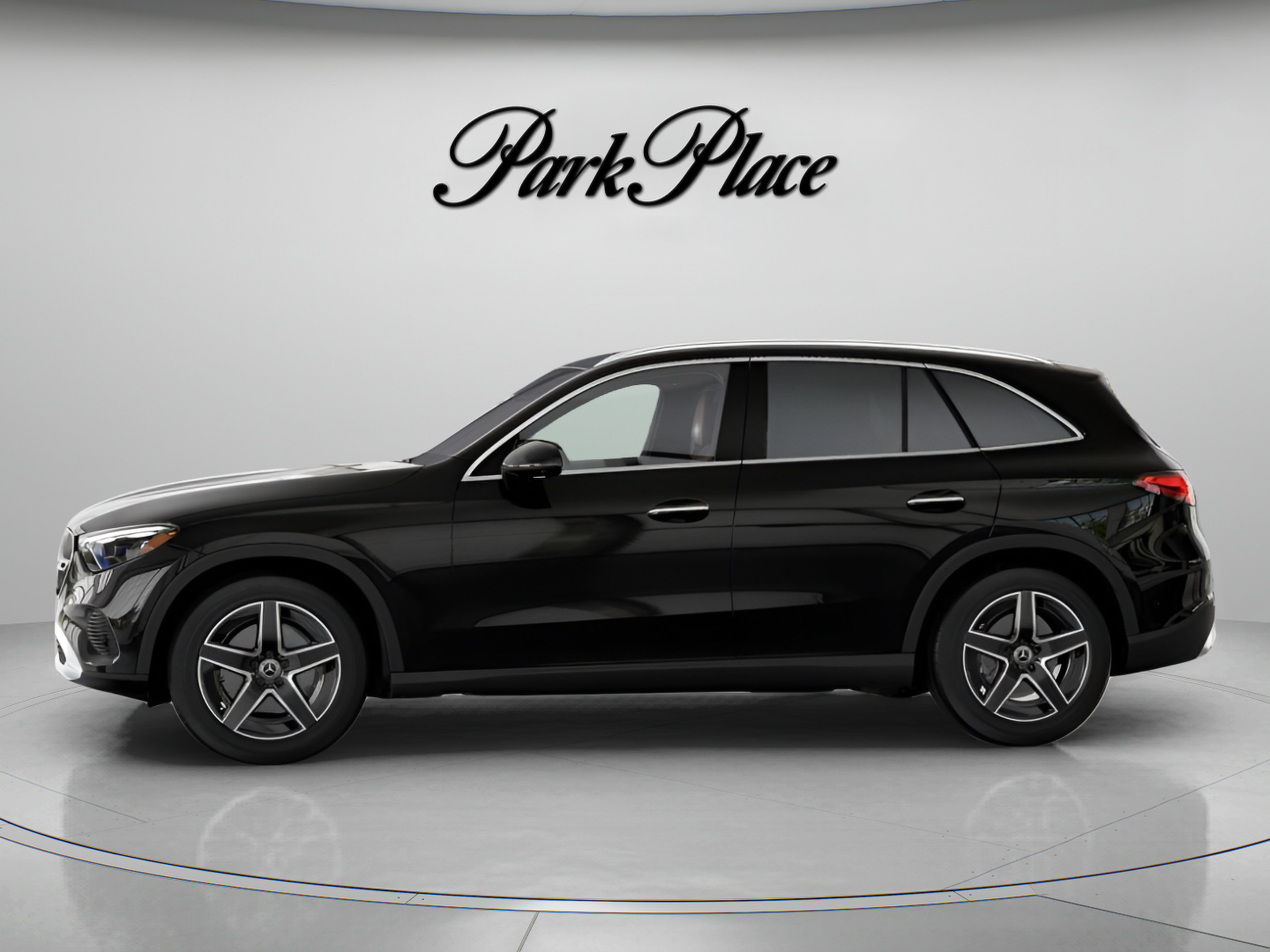 Used 2026 Mercedes-Benz GLC 300 4MATIC image 6
