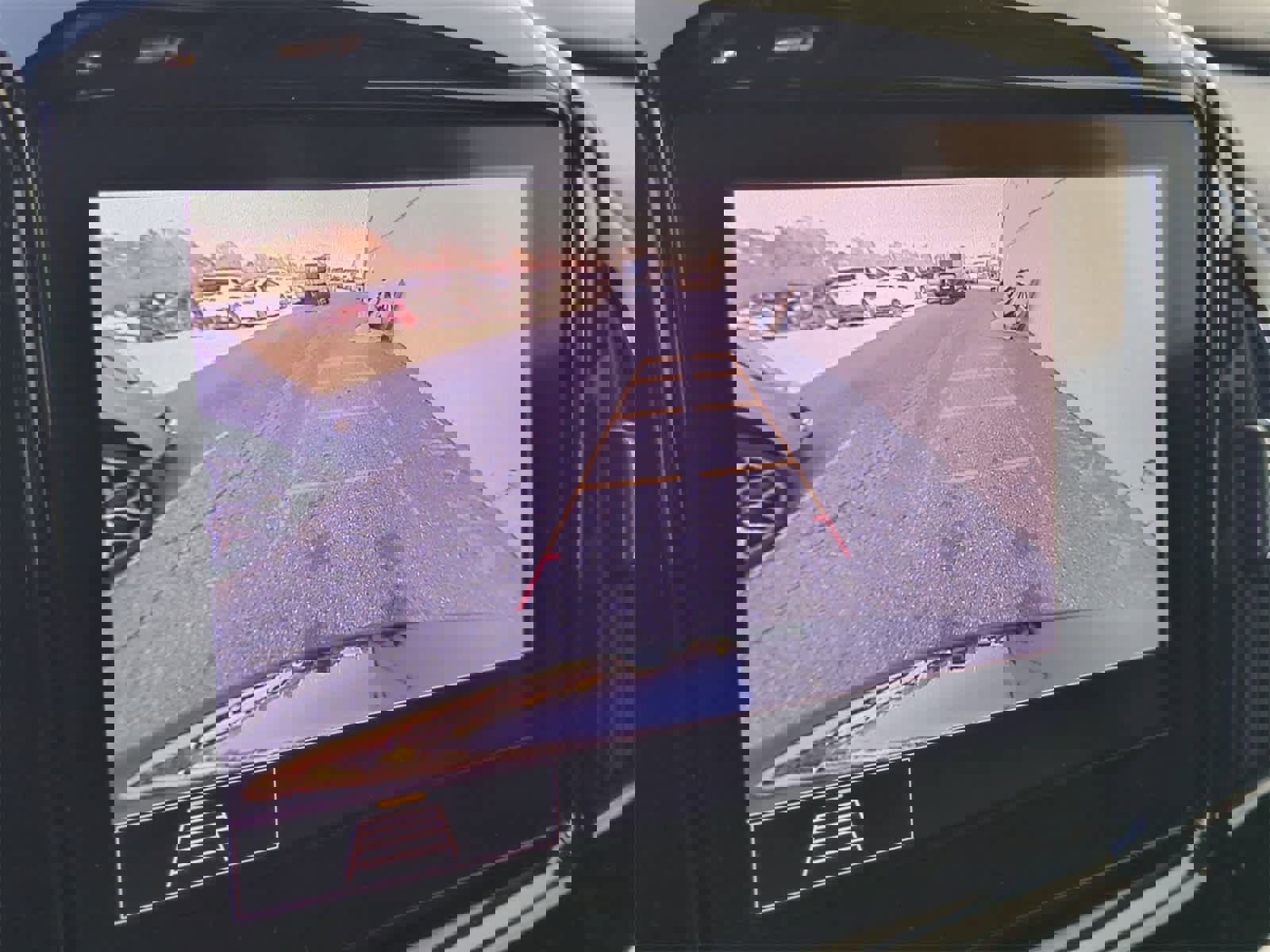 Used 2020 Chevrolet Traverse LT image 29