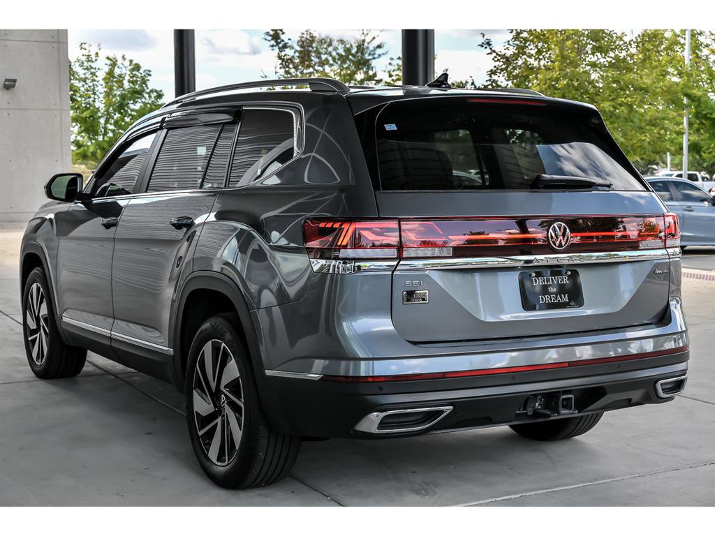 Used 2024 Volkswagen Atlas SEL image 6