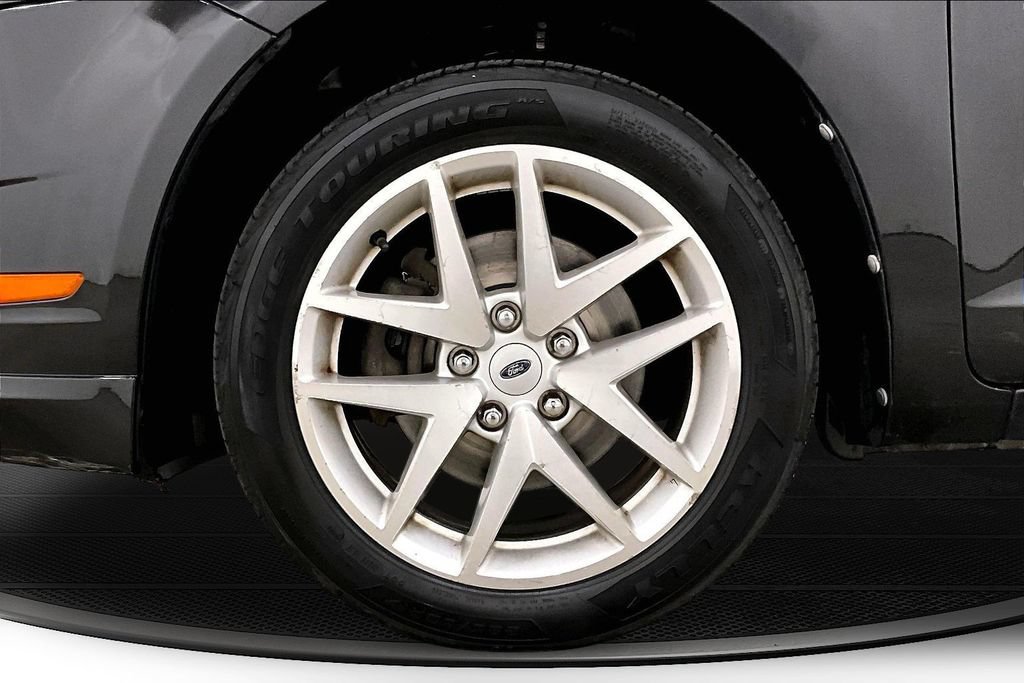 Used 2011 Ford Fusion SEL w/ 302A Rapid Spec Order Code FWD image 32
