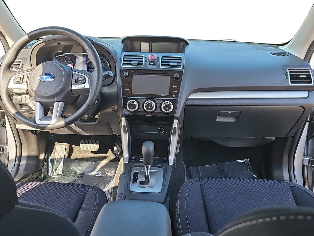 Used 2017 Subaru Forester 2.5i Premium image 9