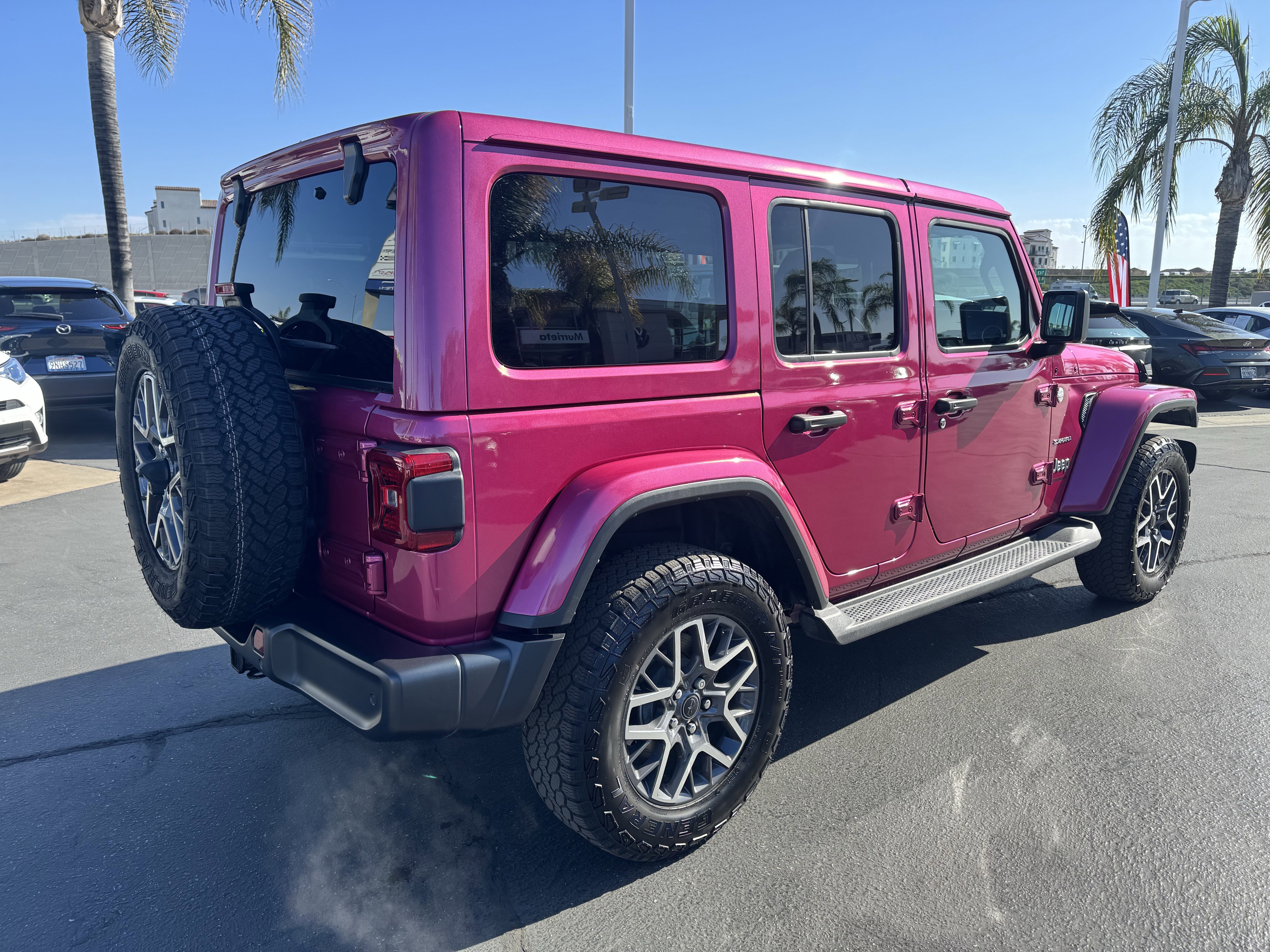 Used 2024 Jeep Wrangler Sahara w/ Safety Group image 10