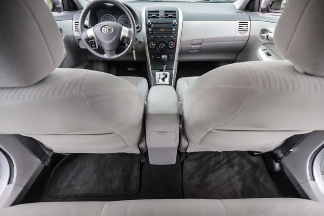 Used 2010 Toyota Corolla LE FWD image 34