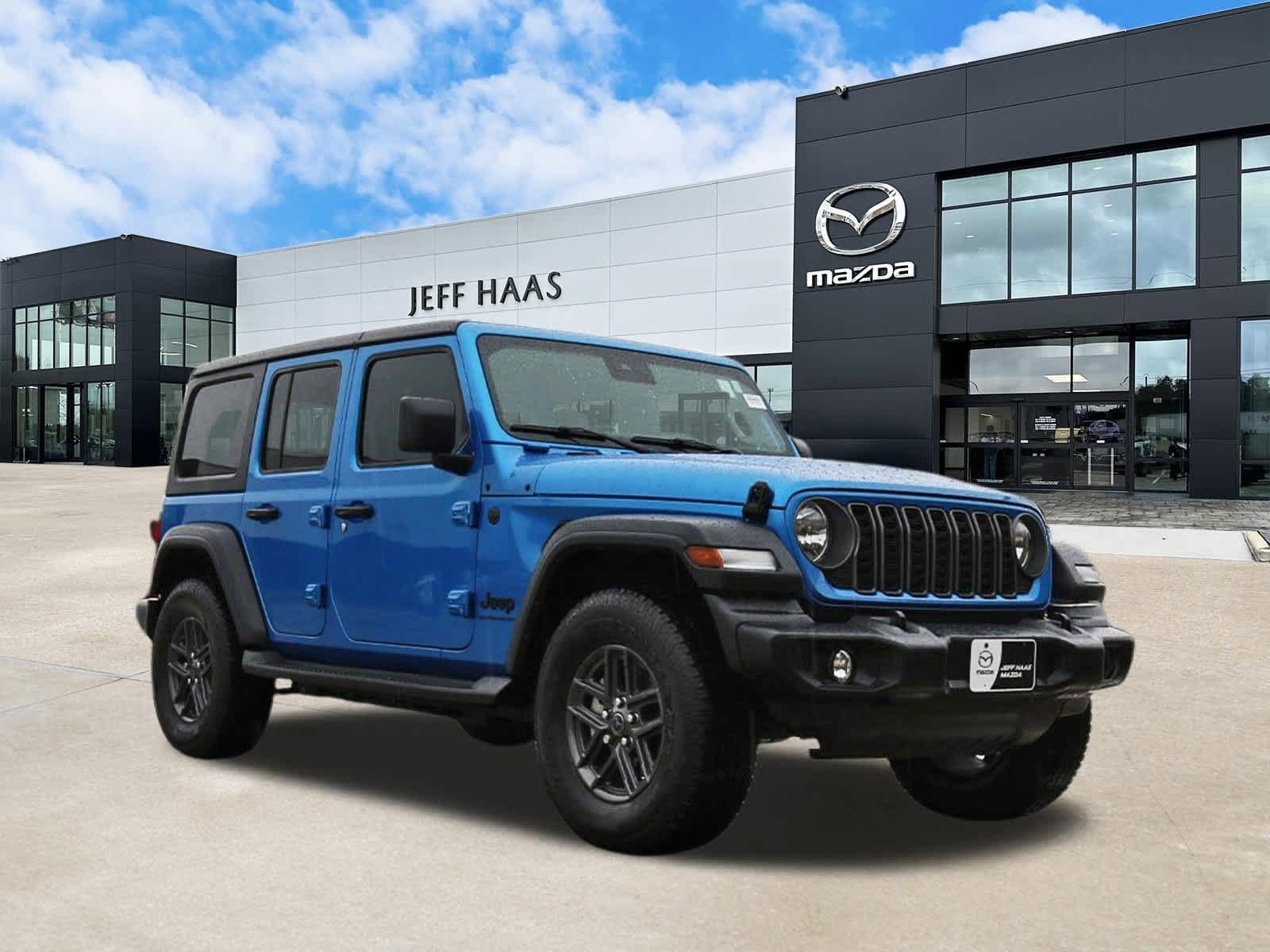 Used 2025 Jeep Wrangler Unlimited Sport AWD/4WD image 4