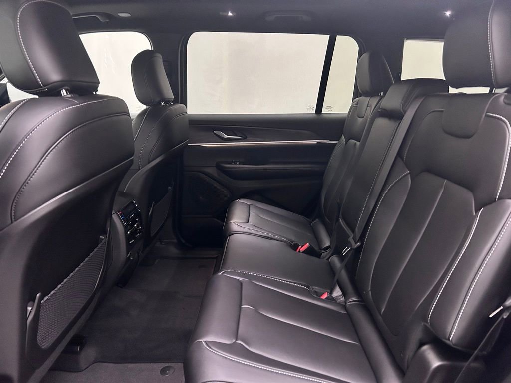 New 2025 Jeep Grand Cherokee L Limited image 14