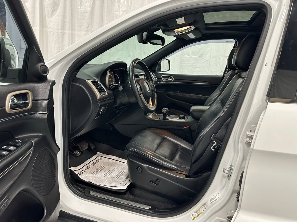 Used 2015 Jeep Grand Cherokee Limited AWD/4WD image 10