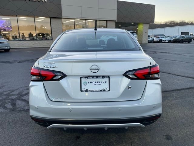 Used 2025 Nissan Versa S w/ Trunk Package image 6