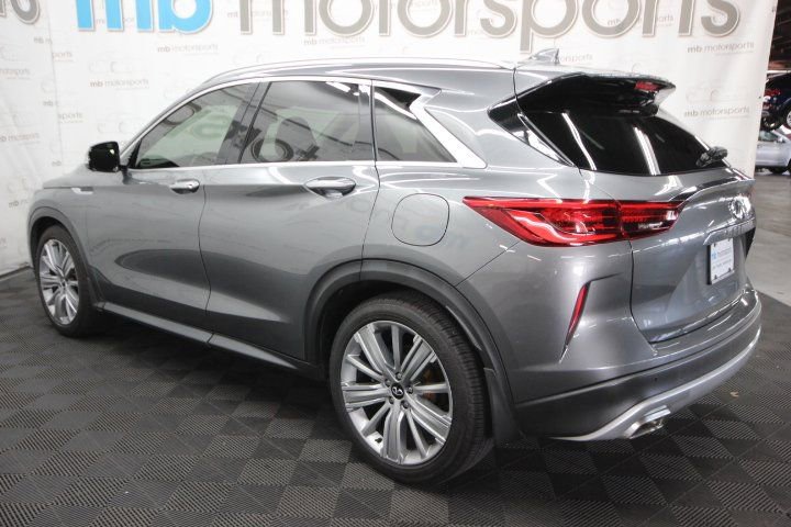 Used 2021 INFINITI QX50 Sensory image 3