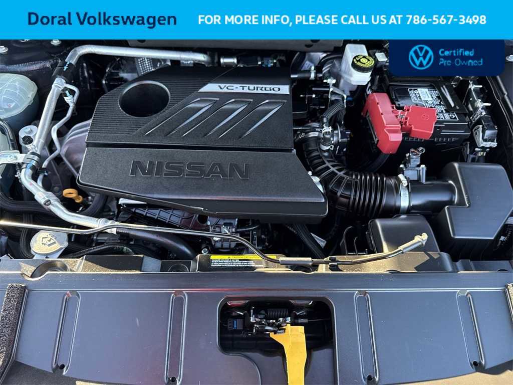 Used 2024 Nissan Rogue SV image 11
