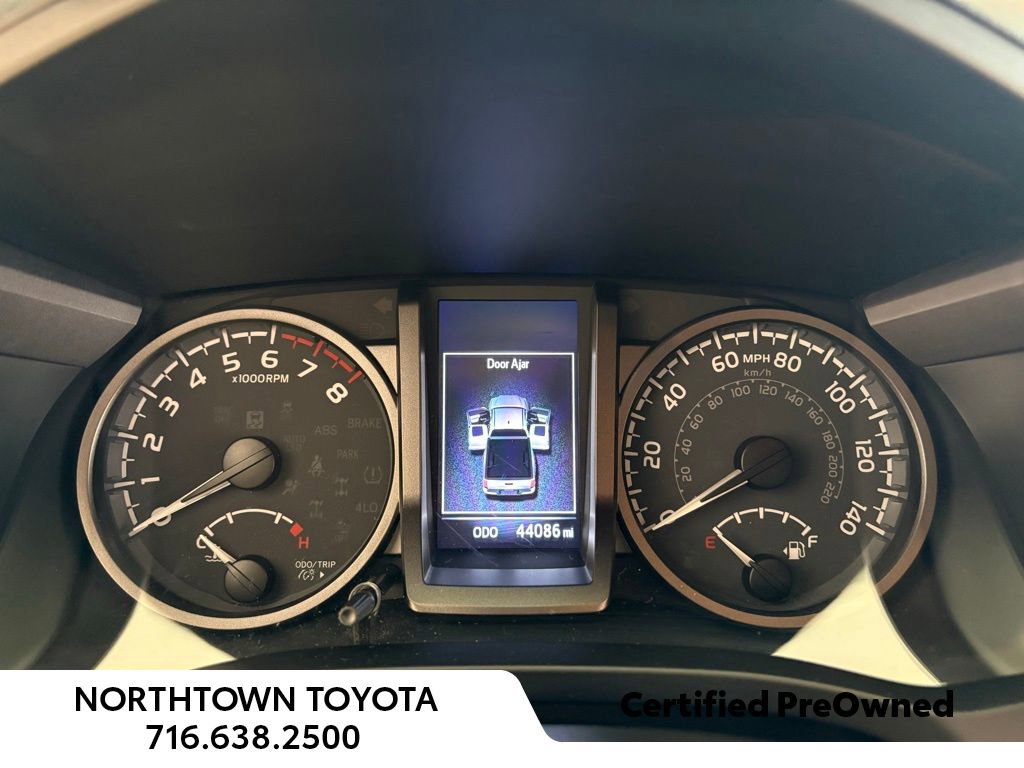 Used 2022 Toyota Tacoma TRD Sport image 15