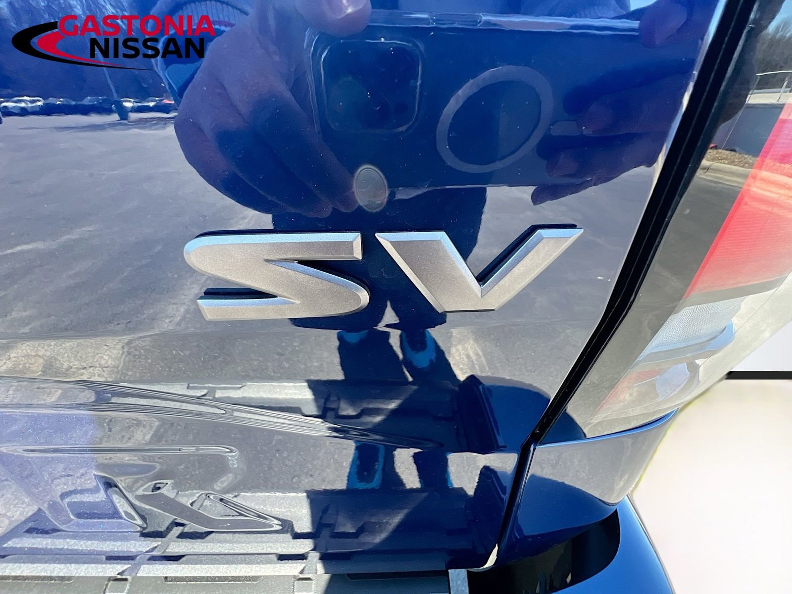 Used 2022 Nissan Frontier SV image 40