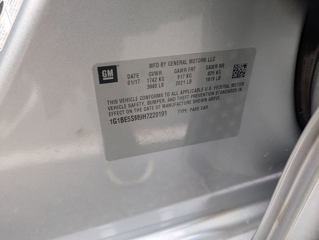 Used 2017 Chevrolet Cruze LT w/ Convenience Package image 28