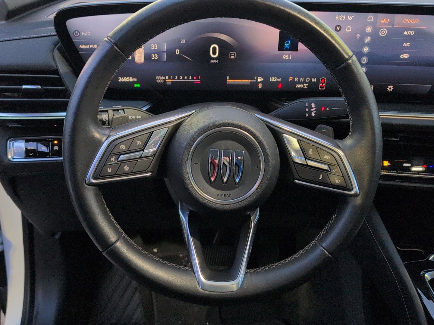 Used 2025 Buick Envision Preferred image 19