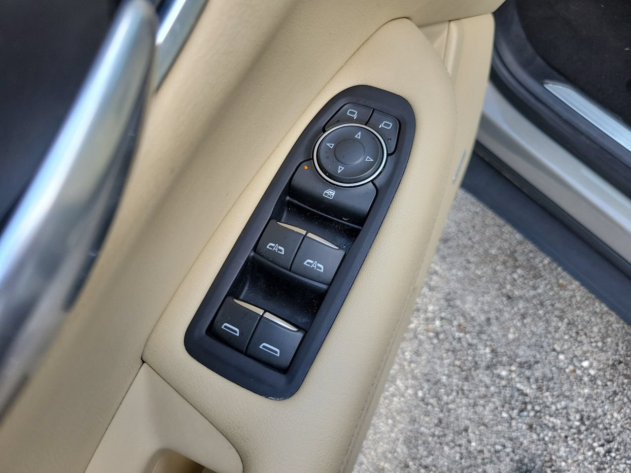 Used 2019 Cadillac XT5 FWD image 15