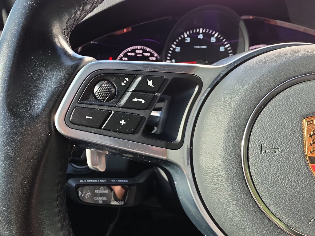 Used 2022 Porsche Cayenne Platinum Edition AWD/4WD image 15