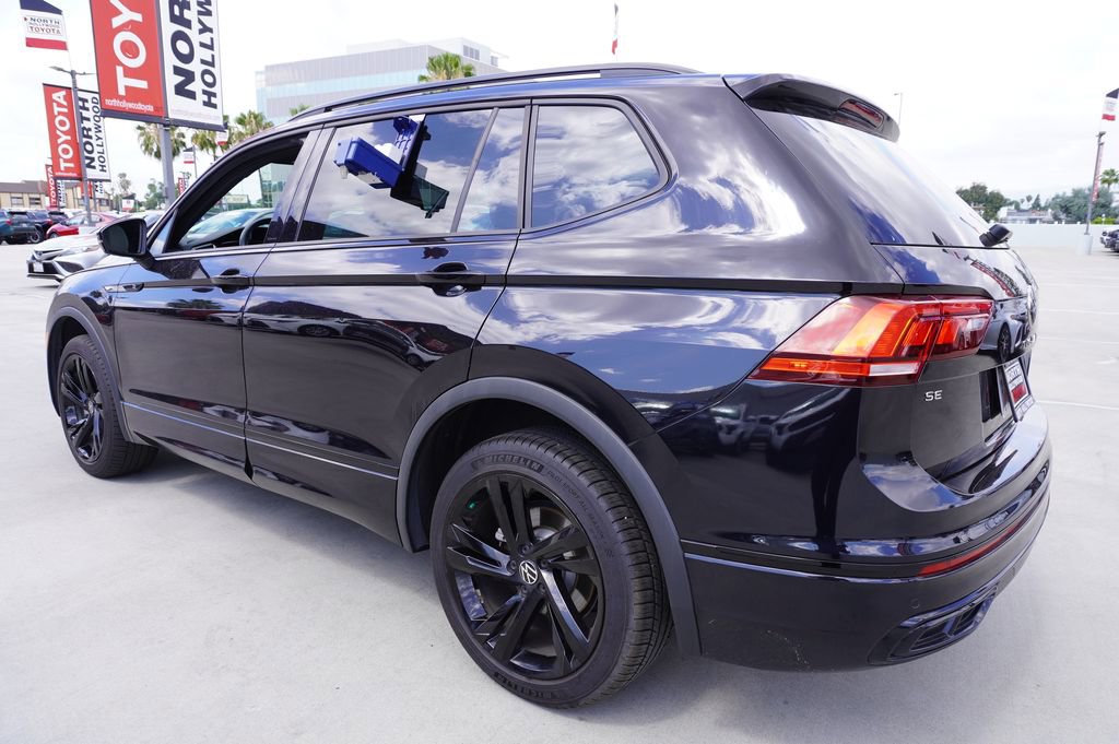 Used 2023 Volkswagen Tiguan SE R-Line image 5