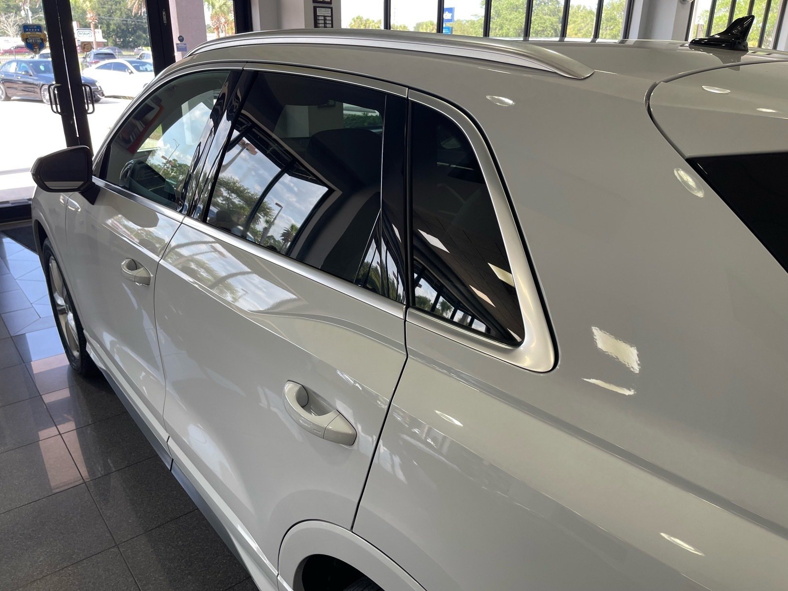 Used 2019 Audi Q3 2.0T Premium Plus w/ Premium Plus Package AWD/4WD image 14
