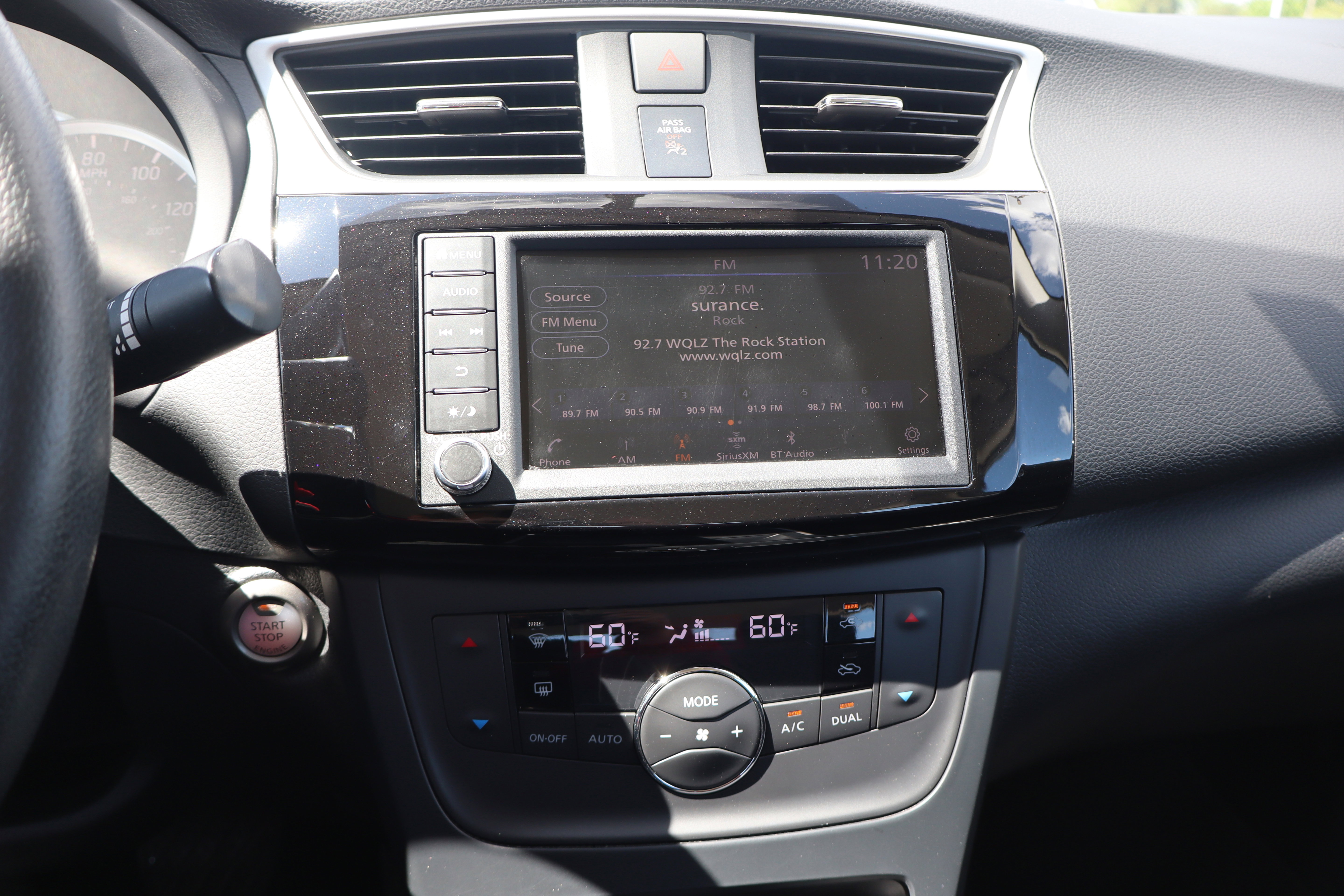 Used 2019 Nissan Sentra SV FWD image 17