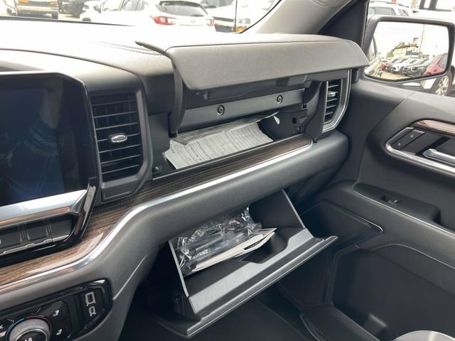 Certified 2024 Chevrolet Silverado 1500 RST AWD/4WD image 33