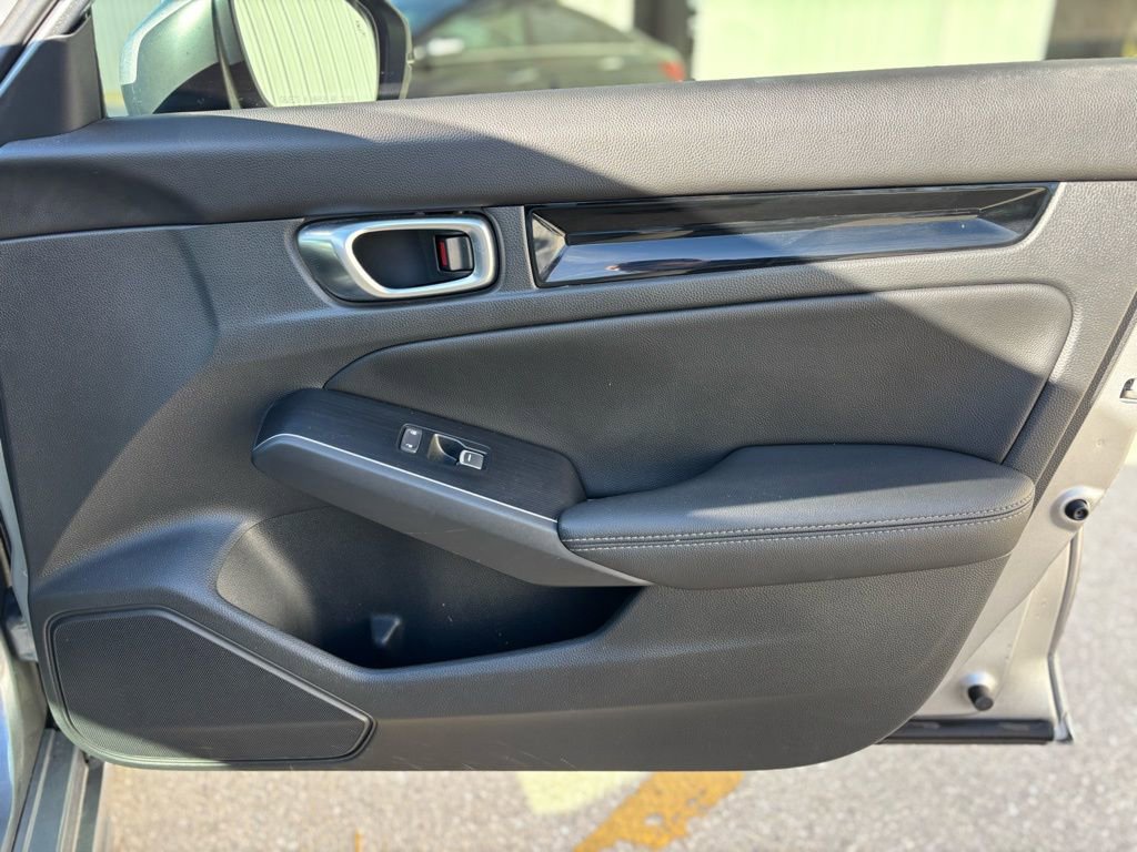 Used 2023 Honda Civic Sport Touring image 11