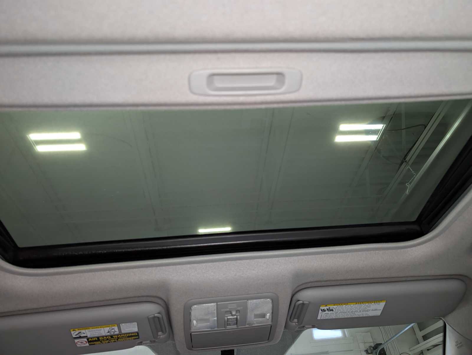 Used 2012 Toyota RAV4 4WD w/ Upgrade Value Pkg image 16