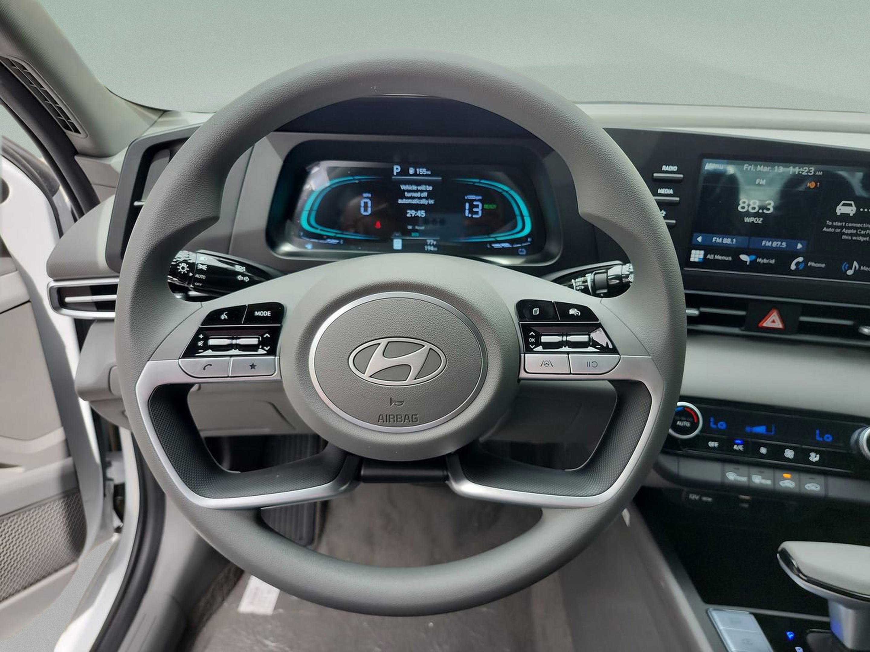 New 2026 Hyundai Elantra Hybrid FWD image 9